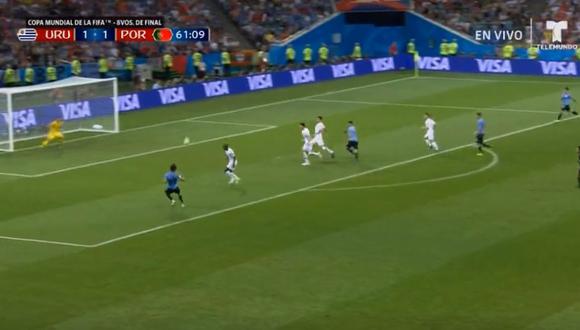 Uruguay vs. Portugal: Cavani marcó golazo para el  2-1 ante lusos. (Video: Captura de Telemundo)