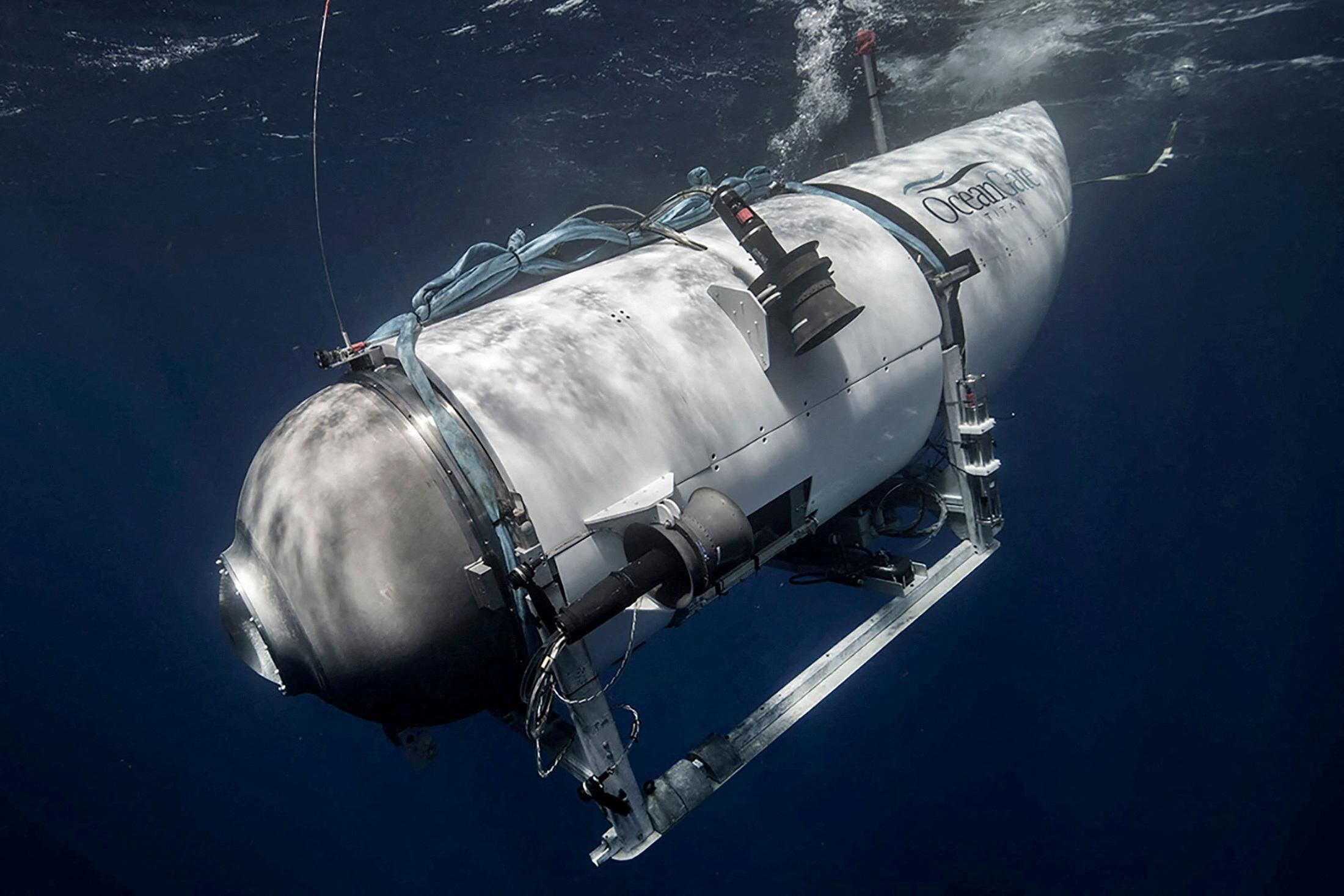 The Titan submersible began its last trip to the depths of the Atlantic Ocean on Sunday the 18th and lost communication with the surface an hour and 45 minutes later.  (REUTERS).