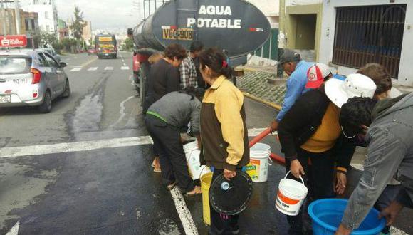 Arequipa: se prolonga por una semana más corte de agua potable