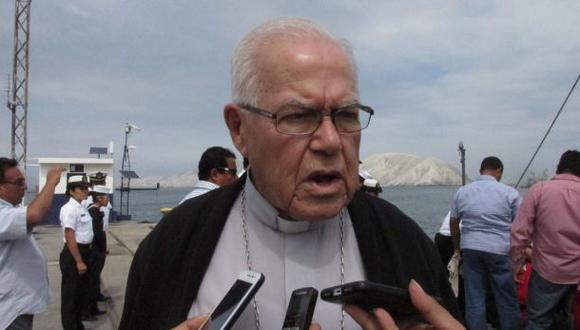 Monseñor Bambarén expresó su rechazo a matrimonio gay en EE.UU.