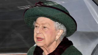 La reina Isabel II asiste a su primer compromiso público en meses tras sus problemas de salud
