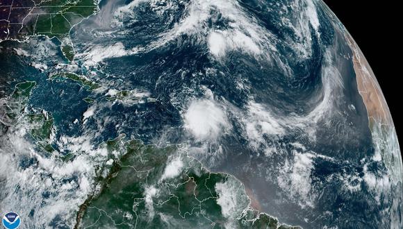 La localización de la tormenta tropical Philippe en el Atlántico, el 2 de octubre de 2023. (Foto de EFE/NOAA-NHC)