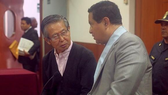 Alberto Fujimori recibió flash electoral con su abogado