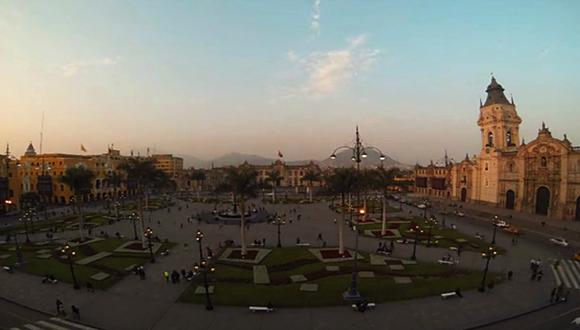 VIDEO: El atardecer en la Plaza de Armas de Lima en 40 segundos