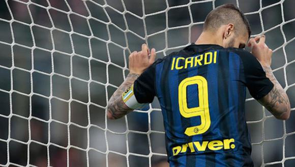 La suerte le ha dado la espalda a Mauro Icardi. Al escándalo originado por su esposa, se le suma una complicada lesión en la rodilla, que lo dejaría fuera del Inter de Milán. (Foto: AP)