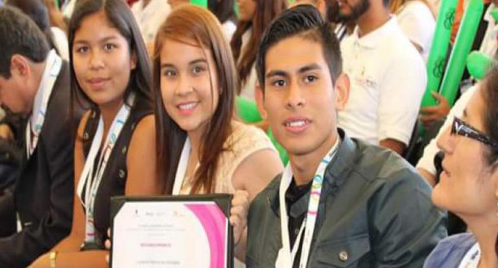 Escolares peruanos fueron premiados en México.