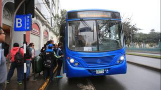 Buses del corredor azul transportan a 196 mil pasajeros al día