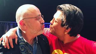 Instagram: Pietro Sibille envía contundente mensaje a homofóbicos con tierno beso aBeto Ortiz