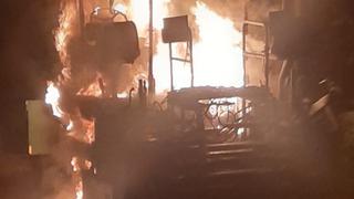 Delincuentes queman maquinaria que iba a ser usada en reinicio de una obra pública en Áncash