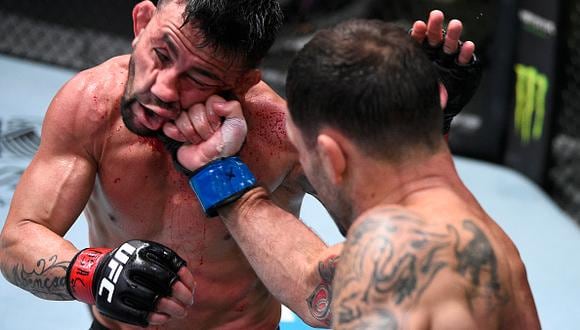Frankie Edgar venció a Pedro Munhoz por decisión dividida (48-47; 46-49; 48-47) | Foto: UFC