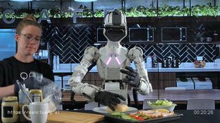 Conoce al robot que hace tareas cotidianas: cocina, pone la mesa y limpia | VIDEO