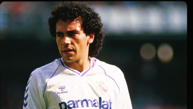 Hugo Sánchez / Licenciado en Odontología mientras jugaba en el Pumas UNAM. (Foto: Agencias)