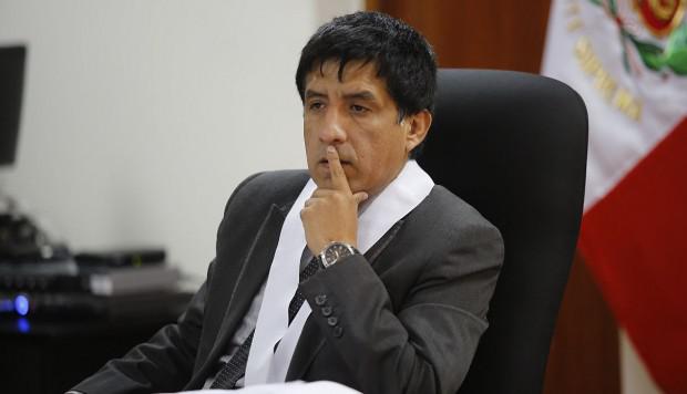 los jueces, en los casos paradigmáticos de lucha contra la corrupción, deben, es cierto, informar sobre su trámite. Pero no opinar.