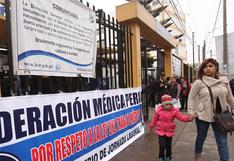 Perú: solo el 7% de los médicos del Minsa acata huelga indefinida