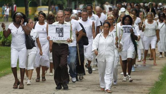 Cuba: Arrestan a 89 Damas de Blanco tras acto conmemorativo