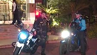 Miraflores: delincuentes en moto asaltan a turistas y atacan a balazos a serenos