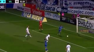 Blooper del año: Lucas Hoyos se durmió y regaló gol insólito en el Godoy Cruz vs Vélez | VIDEO