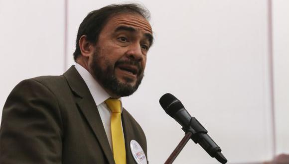 Lescano plantea referéndum para que UIF comparta información