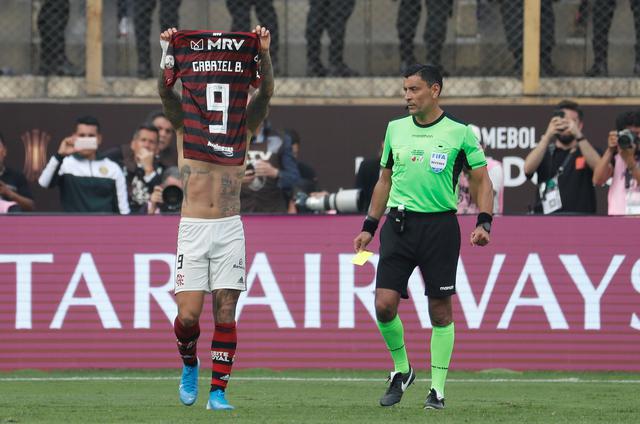 Gabigol convirtió el 2-1 para ganar la Copa Libertadores | Foto: Agencias