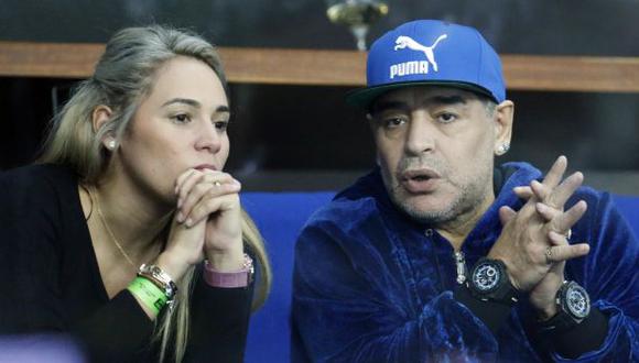 Maradona desmiente "fuerte discusión" con su esposa en Madrid