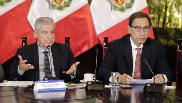 La norma que lleva la firma del presidente Martín Vizcarra y del primer ministro César Villanueva detalla los mecanismos e instrumentos que promueven la integridad pública. (Foto: PCM)