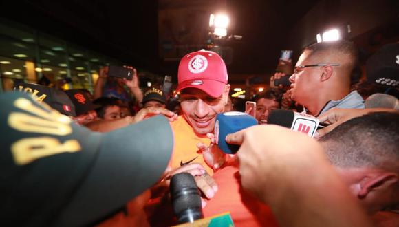 La llegada de Paolo Guerrero a Lima. (Foto: Lino Chipana / GEC)