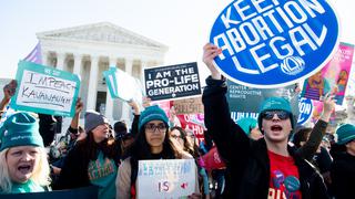 Corte Suprema de Estados Unidos se tumba una ley que restringe el aborto en Louisiana 