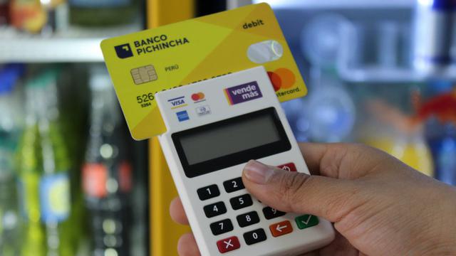 El Banco Pichincha entregará 1.700 POS portátiles a su cartera de emprendedores con el fin de impulsar sus ventas en esta campaña navideña a través de esta herramienta tecnológica, de manera gratuita.