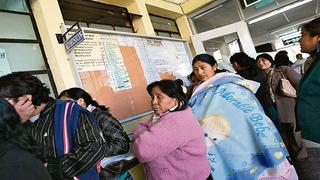 Peruanos desaprueban atención en hospitales del Minsa y Essalud