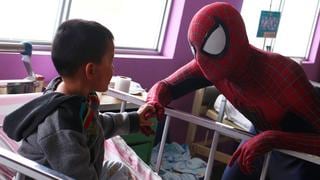 Callao: superhéroes visitaron a niños del hospital Daniel Alcides Carrión