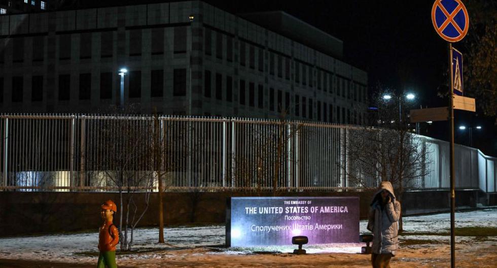 US moves its embassy in Ukraine for fear of a Russian attack “this week”