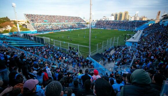 Un ciudadano argentino fue impedido de ingresar a cualquier estadio donde juegue su club, luego de no pagar la cuota alimentaria de su hijo. (Foto: Facebook/Club Atlético Belgrano).