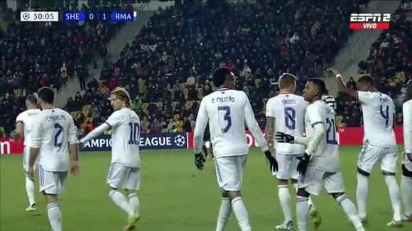 A los 30 minutos, David Alaba adelantó al Real Madrid en Moldavia al marcar un golazo de tiro libre. El cuadro blanco clasifica a los octavos de final y dejan sin chances al elenco de Gustavo Dulanto. (VIDEO: ESPN)