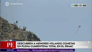 Coronavirus en Perú: Jóvenes volaron cometas sobre un cerro en plena cuarentena