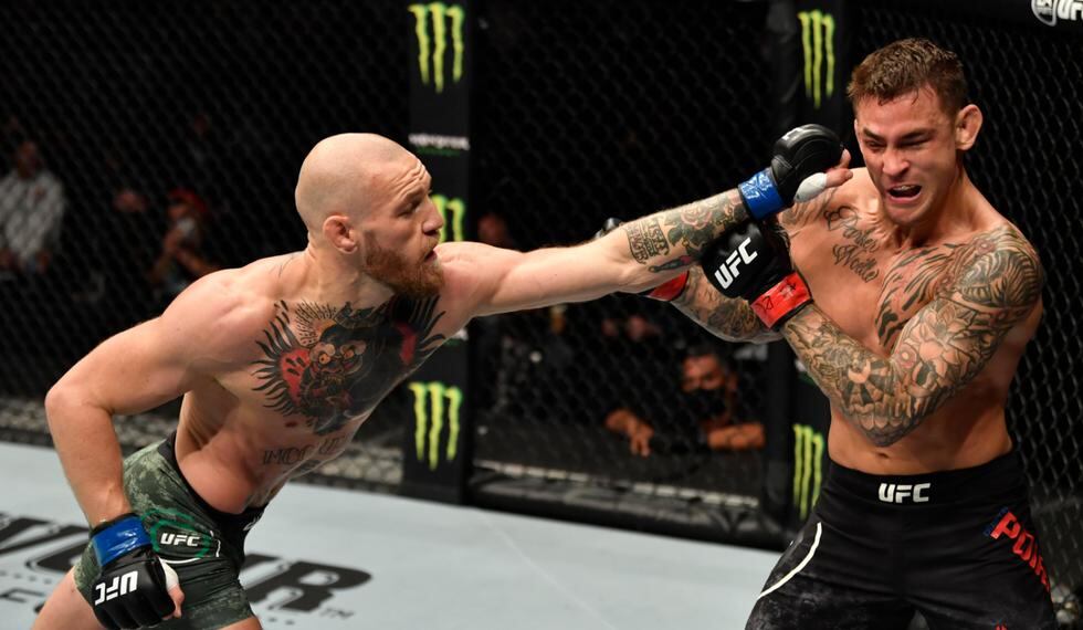 Dustin Poirier venció a Conor McGregor en el UFC 257