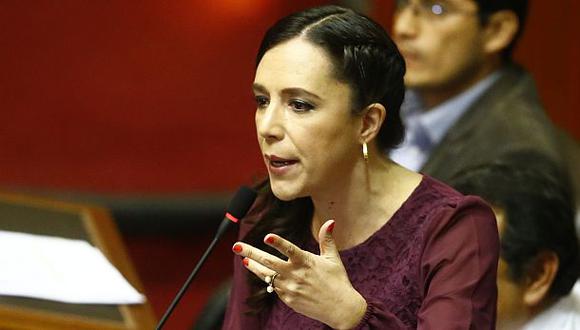 Marisa Glave critic&oacute; al r&eacute;gimen de Nicol&aacute;s Maduro en Venezuela. Dijo que bloquear el referendo revocatorio demuestra autoritarismo. (Foto: USI)