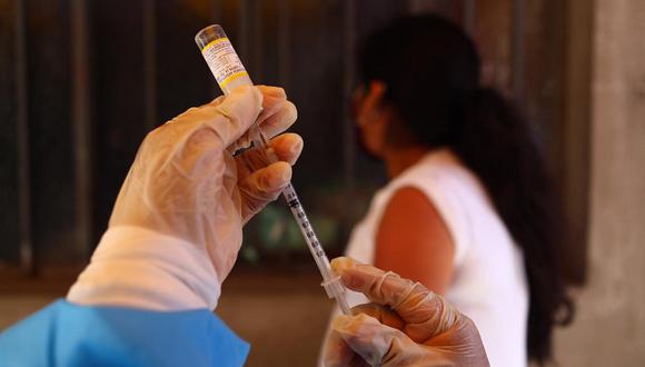 El Gobierno tiene acuerdos con las farmacéuticas Sinopharm, Pfeizer, AstraZeneca y la cooperativa Covax Facility para abastecerse de vacunas contra el COVID-19. (Foto: Hugo Curotto/GEC)