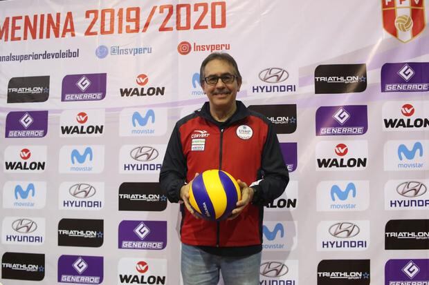 Antonio Rizola es el nuevo técnico de la San Martín. (Foto: Universidad de San Martín de Porres Voleibol Club - Página Oficial)