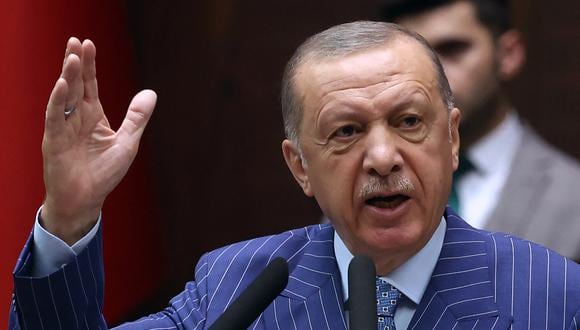 El presidente turco, Recep Tayyip Erdogan, acusó a Estados Unidos de entrenar a miembros de las organizaciones terroristas que apoyan al régimen sirio. Foto: archivo AFP/ Adem ALTAN