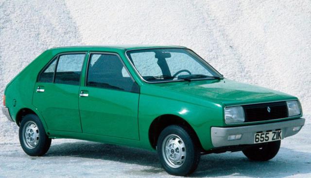 Renault 14. Este modelo de la marca francesa, que fue fabricado entre 1976 y 1983, recibió críticas debido a una campaña publicitaria que comparaba el modelo con una pera. (Foto: Difusión)