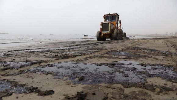 El derrame de 6 mil barriles de petróleo en el mar de Ventanilla ocurrió el pasado sábado 15 de enero | Foto: El Comercio