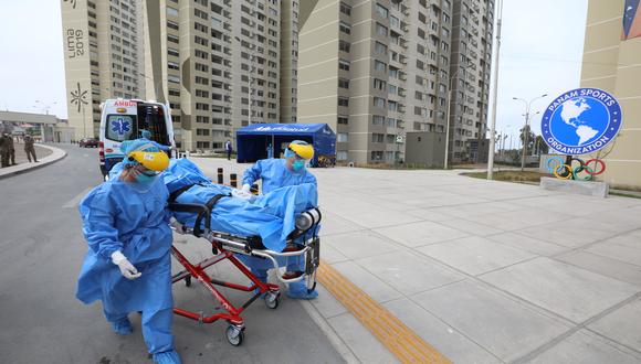 Un hombre y una mujer que vienen siendo atendidos en Villa Panamericana que albergará a pacientes menos graves con coronavirus. (Foto: Difusión)