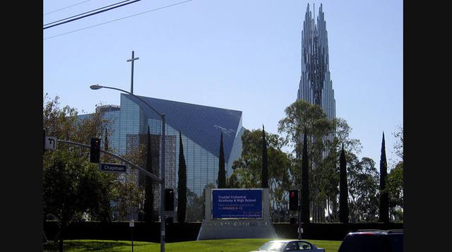 Iglesia transparente: Conoce este monumento hecho de cristal - 3