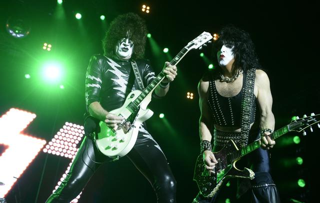 Kiss en una de sus presentaciones en vivo. (Foto: AFP)