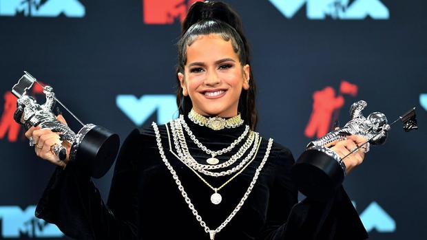 En 2019 desató muchos comentarios el hecho de que los galardones MTV Video Music Awards incluyeran a Rosalía en la categoría de música latina (Foto: Getty Images)