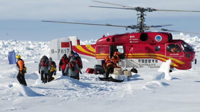 Regresa el rompehielos que rescató a buque en la Antártida - 2