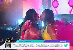 Yo Soy: Katy Perry sorprendió al público con beso a bailarina