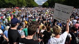 EN VIVO | Sin mascarillas, miles de opositores a las restricciones por coronavirus protestan en Berlín | FOTOS