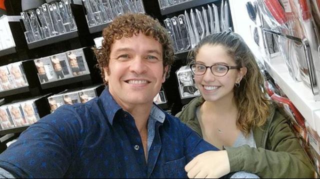 Orlando Fundichely comparte en Instagram diversas fotografías en las que aparece junto a su hija Doris Alexia, quien forma parte del elenco actoral de la nueva telenovela de Iguana, "Torbellino 2". En 2017, la joven obtuvo el título de Miss Teen Chaclacayo. (Foto: Instagram)