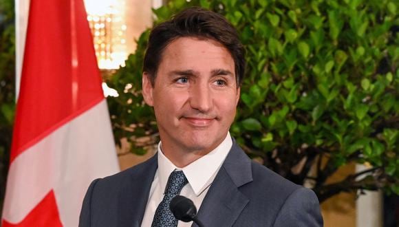 El primer ministro de Canadá, Justin Trudeau, participa en una conferencia de prensa durante una visita de escala a Singapur el 8 de septiembre de 2023. (Foto de Roslan RAHMAN / AFP)